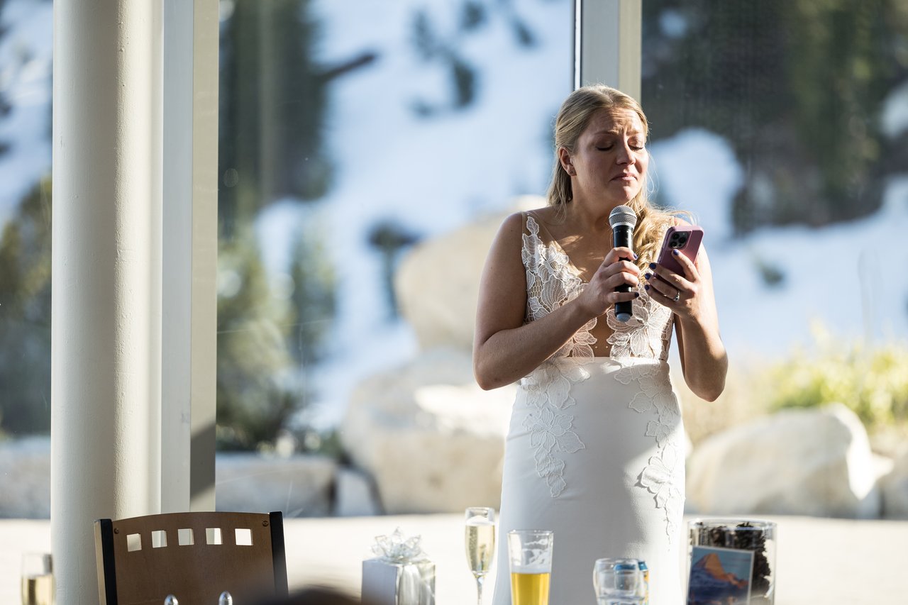 Ali gives a toast