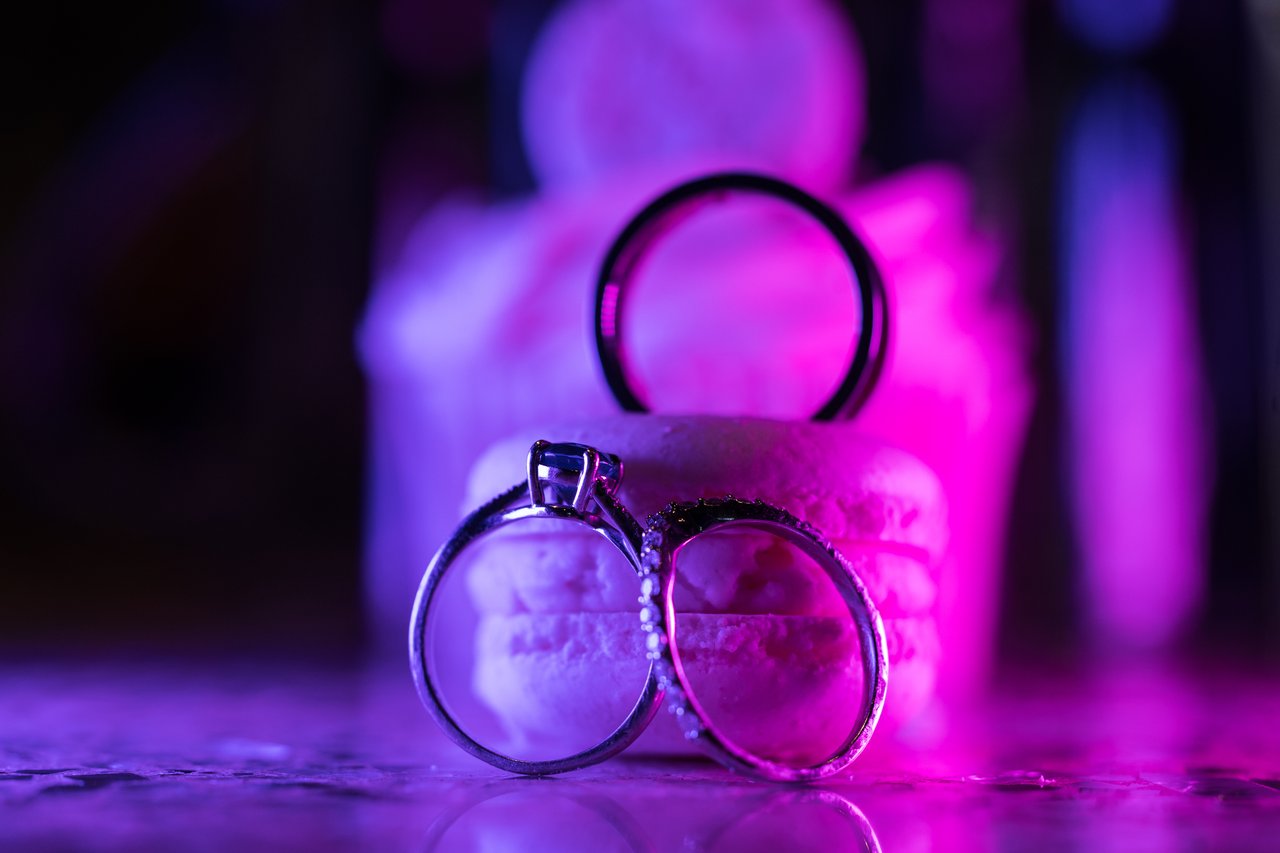 The rings on a cupcake in pink light