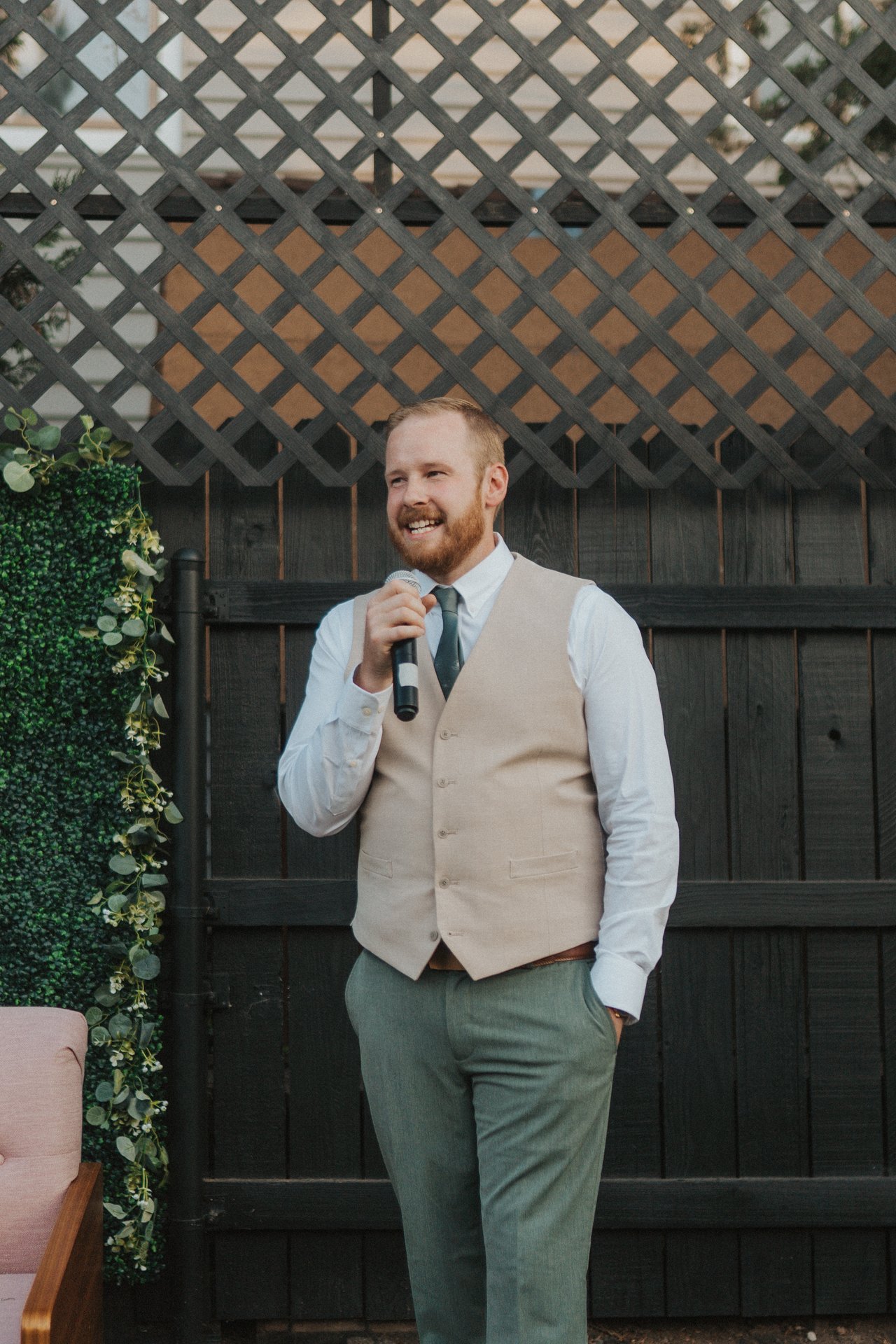 A groomsman gives his toast