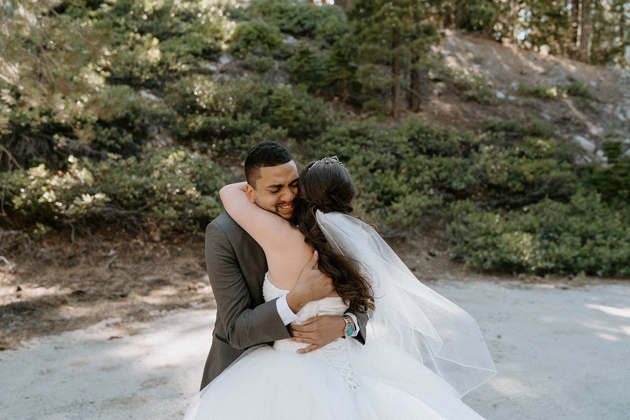 Jason hugs Montse at their first look