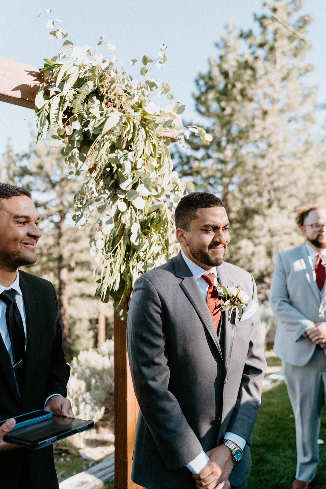 Jason sees Montse coming down the aisle